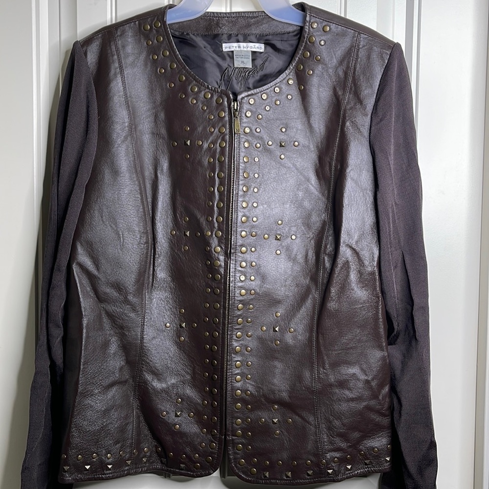 SALE!☄️NYGARD Collection Brown Leather Jacket Stretchy Material Back Arms